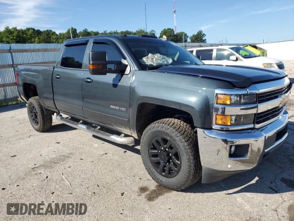✅ 2017 Chevrolet Silverado 2500HD LT • VIN: 1GC1KVEG7HF182029 • Lot: 62303215. Listed on Copart with 156,073 mi. Free auction sales archive from the USA and detailed vehicle history report at DreamBid. Image 4.