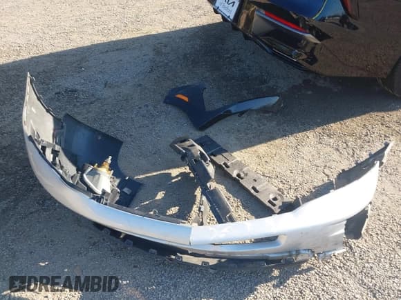 ✅ 2026 Kia K5 LXS • VIN: KNAG24J79T5400803 • Lot: 43196842. Listed on IAAI with 146 mi. Free auction sales archive from the USA and detailed vehicle history report at DreamBid. Image 12.