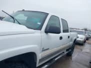 ✅ 2005 Chevrolet Silverado 2500HD LS • VIN: 1GCHK23U25F839031 • Lot: 41594750. Wystawiony na IAAI z przebiegiem 320 713 mil. Bezpłatny archiwum sprzedaży aukcyjnych z USA i szczegółowy raport historii pojazdu na DreamBid. Zdjęcie 14.