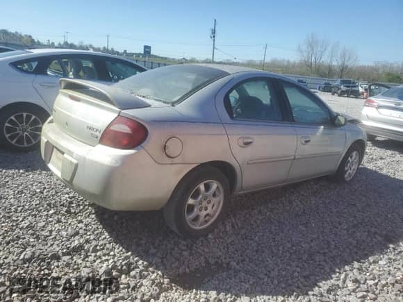 2005 Dodge Neon SXT with VIN 1B3ES56C05D279319, listed as a Copart auction lot 49313635 with 152,750 mi miles and Salvage title. Bid and sale history available at DreamBid. Image 3.