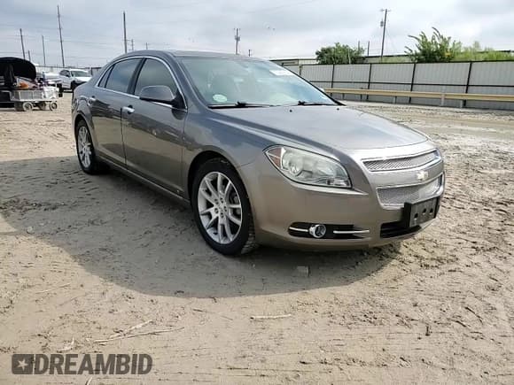 ✅ 2010 Chevrolet Malibu LTZ • VIN: 1G1ZE5E7XA4109032 • Lot: 70488884. Listed on Copart with 85,328 mi. Free auction sales archive from the USA and detailed vehicle history report at DreamBid. Image 11.