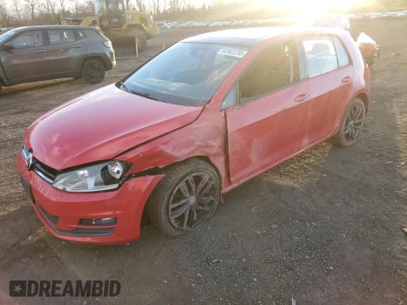 ✅ 2015 Volkswagen Golf TSI S • VIN: 3VW217AU7FM009524 • Lot: 92803295. Listed on Copart with 105,481 mi. Free auction sales archive from the USA and detailed vehicle history report at DreamBid. Image 1.
