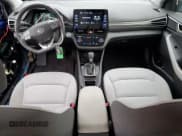 ✅ 2021 Hyundai Ioniq SE • VIN: KMHC75LCXMU248732 • Lot: 85271834. Wystawiony na Copart z przebiegiem 57 935 mil. Bezpłatny archiwum sprzedaży aukcyjnych z USA i szczegółowy raport historii pojazdu na DreamBid. Zdjęcie 8.