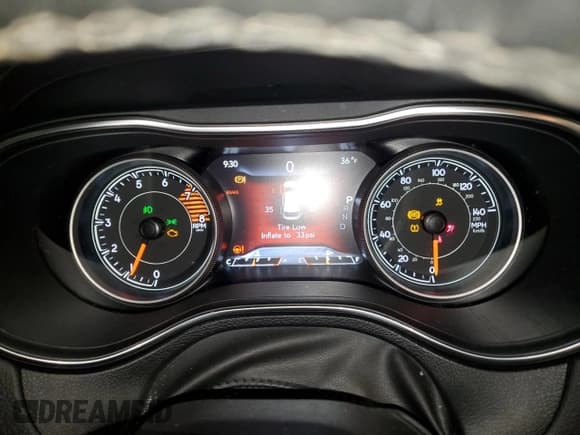 ✅ 2019 Jeep Cherokee Limited • VIN: 1C4PJMDX5KD137246 • Lot: 45379505. Listed on Copart with 103,330 mi. Free auction sales archive from the USA and detailed vehicle history report at DreamBid. Image 9.