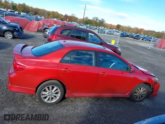 ✅ 2010 Toyota Corolla LE • VIN: 2T1BU4EE9AC453534 • Лот: 43492578. Опубликован ранее на IAAI с пробегом 230 238 миль. Бесплатный доступ к архиву аукционных продаж из США и подробный отчёт об истории автомобиля на DreamBid. Изображение 13.