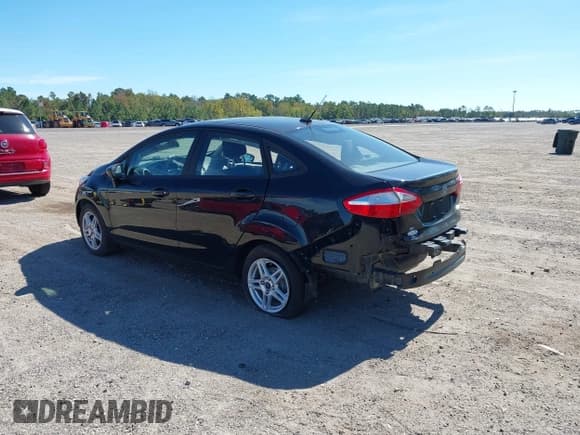 ✅ 2019 Ford Fiesta SE • VIN: 3FADP4BJ2KM159022 • Лот: 43522886. Опубликован ранее на IAAI с пробегом 55 107 миль. Бесплатный доступ к архиву аукционных продаж из США и подробный отчёт об истории автомобиля на DreamBid. Изображение 3.