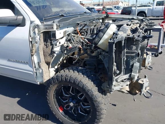 ✅ 2015 Chevrolet Silverado 1500 LT • VIN: 3GCUKREC0FG293390 • Лот: 41321751. Опубликован ранее на IAAI с пробегом Не указан. Бесплатный доступ к архиву аукционных продаж из США и подробный отчёт об истории автомобиля на DreamBid. Изображение 19.