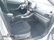 ✅ 2023 Mitsubishi Eclipse Cross LE • VIN: JA4ATVAA0PZ004646 • Lot: 41653975. Wystawiony na IAAI z przebiegiem 27 272 mil. Bezpłatny archiwum sprzedaży aukcyjnych z USA i szczegółowy raport historii pojazdu na DreamBid. Zdjęcie 5.