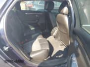 ✅ 2017 Chevrolet Impala LT • VIN: 1G1105SAXHU171875 • Lot: 43257242. Wystawiony na IAAI z przebiegiem 156 396 mil. Bezpłatny archiwum sprzedaży aukcyjnych z USA i szczegółowy raport historii pojazdu na DreamBid. Zdjęcie 8.