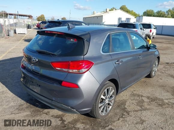 ✅ 2018 Hyundai Elantra • VIN: KMHH35LE9JU011924 • Лот: 43465853. Опубликован ранее на IAAI с пробегом 124 285 миль. Бесплатный доступ к архиву аукционных продаж из США и подробный отчёт об истории автомобиля на DreamBid. Изображение 4.