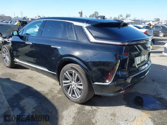 ✅ 2024 Cadillac LYRIQ Luxury • VIN: 1GYKPPRL6RZ135058 • Lot: 41679410. Listed on IAAI with 8,353 mi. Free auction sales archive from the USA and detailed vehicle history report at DreamBid. Image 3.