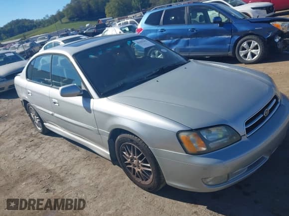 ✅ 2002 Subaru Legacy • VIN: 4S3BE645227209236 • Lot: 43355203. Wystawiony na IAAI z przebiegiem 169 003 mil. Bezpłatny archiwum sprzedaży aukcyjnych z USA i szczegółowy raport historii pojazdu na DreamBid. Zdjęcie 1.