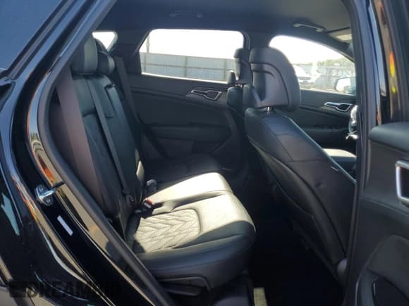 ✅ 2025 Kia Sportage X-Line • VIN: 5XYK6CDF6SG255305 • Lot: 81164275. Wystawiony na Copart z przebiegiem 12 353 mil. Bezpłatny archiwum sprzedaży aukcyjnych z USA i szczegółowy raport historii pojazdu na DreamBid. Zdjęcie 11.