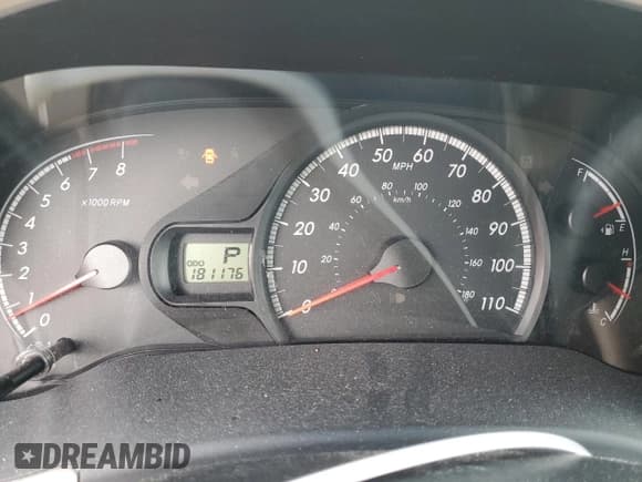 ✅ 2013 Toyota Sienna LE • VIN: 5TDKK3DCXDS296723 • Lot: 85757685. Wystawiony na Copart z przebiegiem 181 176 mil. Bezpłatny archiwum sprzedaży aukcyjnych z USA i szczegółowy raport historii pojazdu na DreamBid. Zdjęcie 9.