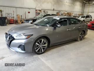 ✅ 2021 Nissan Maxima SV • VIN: 1N4AA6CV4MC505111 • Lot: 92736375. Wystawiony na Copart z przebiegiem 86 231 mil. Bezpłatny archiwum sprzedaży aukcyjnych z USA i szczegółowy raport historii pojazdu na DreamBid. Zdjęcie 1.