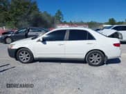 ✅ 2005 Honda Accord LX • VIN: 1HGCM56405A018414 • Lot: 43656576. Wystawiony na IAAI z przebiegiem 354 711 mil. Bezpłatny archiwum sprzedaży aukcyjnych z USA i szczegółowy raport historii pojazdu na DreamBid. Zdjęcie 14.