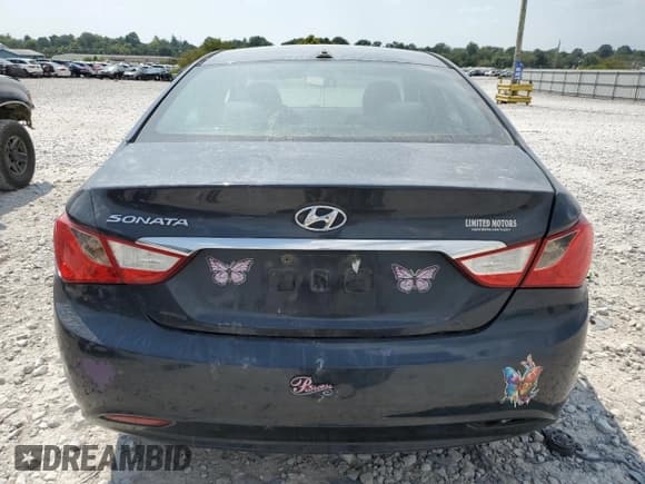 ✅ 2013 Hyundai Sonata GLS • VIN: 5NPEB4AC1DH573708 • Lot: 69227694. Listed on Copart with 140,996 mi. Free auction sales archive from the USA and detailed vehicle history report at DreamBid. Image 6.