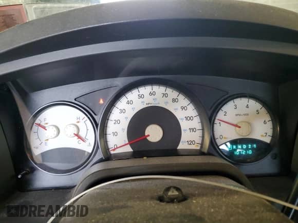 2007 Dodge Dakota ST z VIN 1D7HW28N37S144269, wystawiony jako Copart lot #56395474 z przebiegiem 101 210 mil mil oraz Nie do naprawy • Non repairable. Historia ofert i sprzedaży dostępna na DreamBid. Obrazek 9.