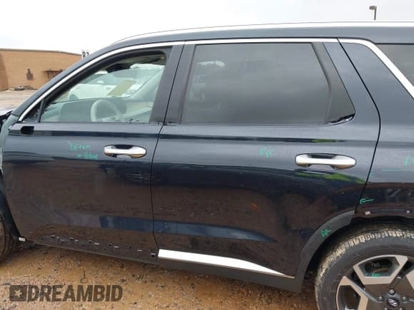 ✅ 2025 Hyundai Palisade Limited • VIN: KM8R5DGE2SU808035 • Лот: 42324623. Опубликован ранее на IAAI с пробегом 5 493 миль. Бесплатный доступ к архиву аукционных продаж из США и подробный отчёт об истории автомобиля на DreamBid. Изображение 14.