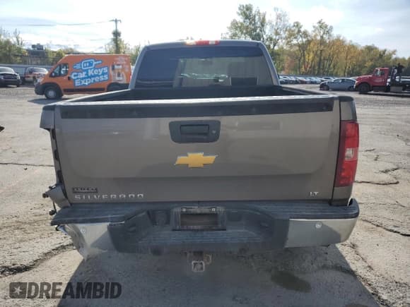 ✅ 2012 Chevrolet Silverado 1500 LT • VIN: 1GCRKSE79CZ333672 • Lot: 74031464. Listed on Copart with 81,044 mi. Free auction sales archive from the USA and detailed vehicle history report at DreamBid. Image 6.
