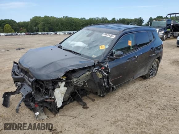 ✅ 2019 Jeep Compass Trailhawk • VIN: 3C4NJDDB8KT671539 • Lot: 69605485. Listed on Copart with 119,967 mi. Free auction sales archive from the USA and detailed vehicle history report at DreamBid. Image 1.