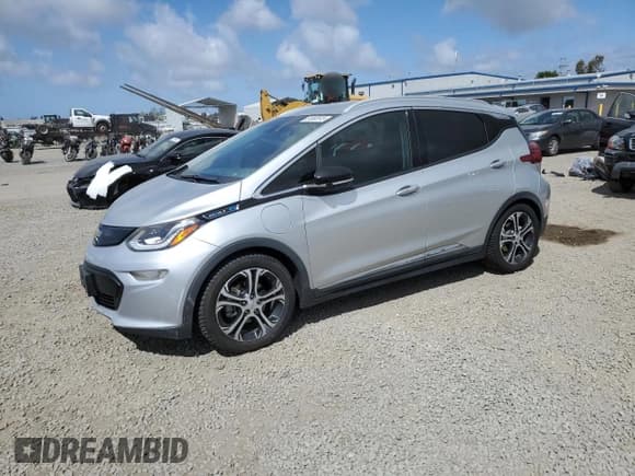 ✅ 2017 Chevrolet Bolt EV Premier • VIN: 1G1FX6S05H4183852 • Lot: 51082615. Wystawiony na Copart z przebiegiem 141 604 mil. Bezpłatny archiwum sprzedaży aukcyjnych z USA i szczegółowy raport historii pojazdu na DreamBid. Zdjęcie 1.