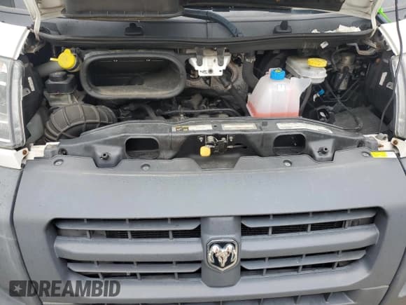 ✅ 2015 Ram ProMaster Cargo • VIN: 3C6TRVCG3FE512402 • Lot: 56626795. Wystawiony na Copart z przebiegiem 167 928 mil. Bezpłatny archiwum sprzedaży aukcyjnych z USA i szczegółowy raport historii pojazdu na DreamBid. Zdjęcie 12.