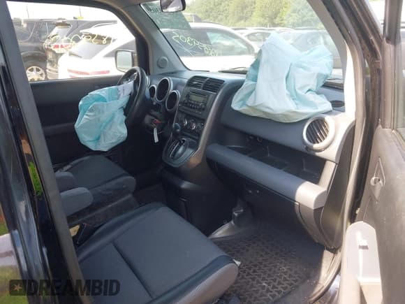 ✅ 2006 Honda Element EX-P • VIN: 5J6YH28756L017628 • Lot: 42859305. Listed on IAAI with 233,307 mi. Free auction sales archive from the USA and detailed vehicle history report at DreamBid. Image 5.
