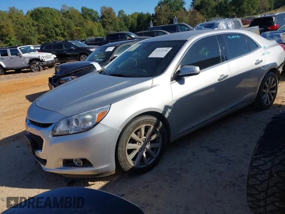✅ 2014 Chevrolet Malibu LTZ • VIN: 1G11H5SL6EF117001 • Lot: 43325344. Listed on IAAI with 183,202 mi. Free auction sales archive from the USA and detailed vehicle history report at DreamBid. Image 2.