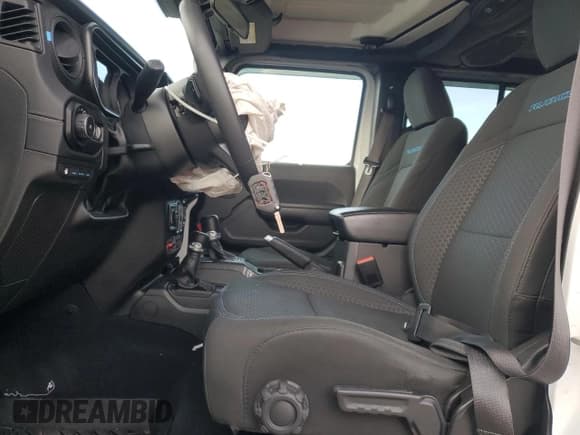 ✅ 2024 Jeep Wrangler Rubicon X • VIN: 1C4RJXR62RW128299 • Лот: 93297765. Опубликован ранее на Copart с пробегом 18 679 миль. Бесплатный доступ к архиву аукционных продаж из США и подробный отчёт об истории автомобиля на DreamBid. Изображение 7.