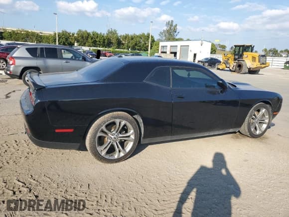 ✅ 2021 Dodge Challenger R/T • VIN: 2C3CDZBT2MH559892 • Lot: 69864002. Wystawiony na Copart z przebiegiem 29 198 mil. Bezpłatny archiwum sprzedaży aukcyjnych z USA i szczegółowy raport historii pojazdu na DreamBid. Zdjęcie 3.