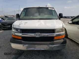 2014 Chevrolet Express Passenger LT с VIN 1GAZG1FG5E1111697, выставлен на аукционе Copart как лот 44752005 с пробегом Не указан миль и Чистый • Clean title. История ставок и продаж доступна на DreamBid. Изображение 6.