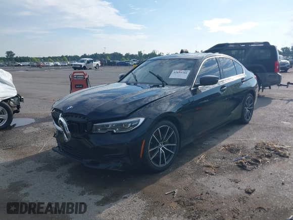 ✅ 2020 BMW 3 Series 330i • VIN: 3MW5R1J09L8B21553 • Лот: 42859704. Опубликован ранее на IAAI с пробегом Не указан. Бесплатный доступ к архиву аукционных продаж из США и подробный отчёт об истории автомобиля на DreamBid. Изображение 2.