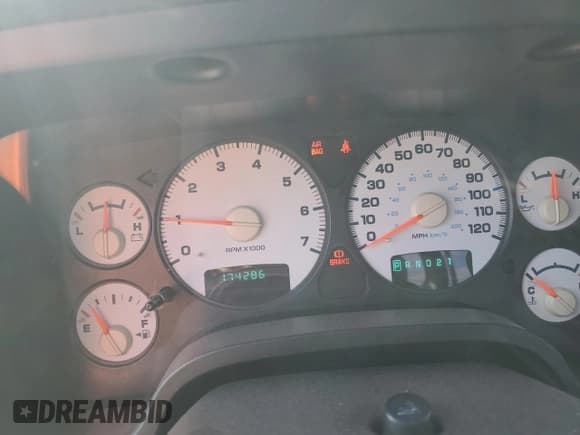 ✅ 2005 Dodge 1500 ST • VIN: 1D7HA16N55J563531 • Lot: 91995365. Listed on Copart with 174,286 mi. Free auction sales archive from the USA and detailed vehicle history report at DreamBid. Image 9.