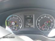 ✅ 2013 Volkswagen Jetta Hybrid SE • VIN: 3VW637AJ8DM238647 • Lot: 42733019. Listed on IAAI with 170,045 mi. Free auction sales archive from the USA and detailed vehicle history report at DreamBid. Image 7.