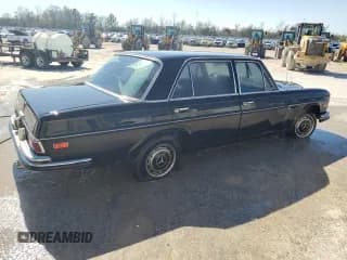 ✅ 1968 Mercedes-Benz 280 • VIN: 10801912008953 • Лот: 47815895. Опубликован ранее на Copart с пробегом Не указан. Бесплатный доступ к архиву аукционных продаж из США и подробный отчёт об истории автомобиля на DreamBid. Изображение 3.