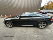 ✅ 2007 BMW 6 Series M6 • VIN: WBSEH93567B798277 • Лот: 92660395. Опубликован ранее на Copart с пробегом 75 830 миль. Бесплатный доступ к архиву аукционных продаж из США и подробный отчёт об истории автомобиля на DreamBid. Изображение 12.