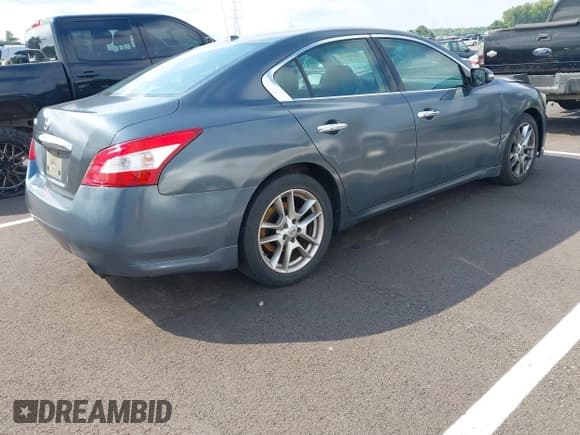 ✅ 2010 Nissan Maxima S • VIN: 1N4AA5AP5AC819120 • Лот: 42890834. Опубликован ранее на IAAI с пробегом 85 590 миль. Бесплатный доступ к архиву аукционных продаж из США и подробный отчёт об истории автомобиля на DreamBid. Изображение 4.