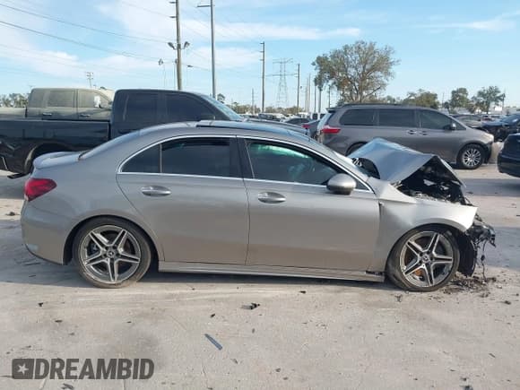 ✅ 2019 Mercedes-Benz A 220 • VIN: WDD3G4EB1KW036022 • Lot: 41445439. Listed on IAAI with 98,060 mi. Free auction sales archive from the USA and detailed vehicle history report at DreamBid. Image 12.