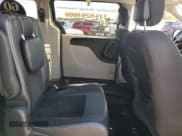 ✅ 2018 Dodge Grand Caravan SE • VIN: 2C7WDGBG7JR164616 • Lot: 80471425. Wystawiony na Copart z przebiegiem 226 470 mil. Bezpłatny archiwum sprzedaży aukcyjnych z USA i szczegółowy raport historii pojazdu na DreamBid. Zdjęcie 11.