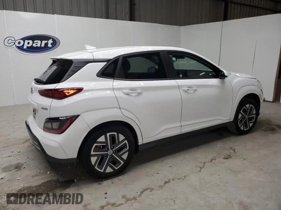 ✅ 2023 Hyundai Kona SE • VIN: KM8K23AG0PU193698 • Лот: 73289924. Опубликован ранее на Copart с пробегом 37 116 миль. Бесплатный доступ к архиву аукционных продаж из США и подробный отчёт об истории автомобиля на DreamBid. Изображение 3.
