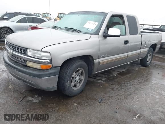 ✅ 2001 Chevrolet Silverado 1500 LT • VIN: 2GCEC19T411195686 • Лот: 43851629. Опубликован ранее на IAAI с пробегом 232 011 миль. Бесплатный доступ к архиву аукционных продаж из США и подробный отчёт об истории автомобиля на DreamBid. Изображение 2.