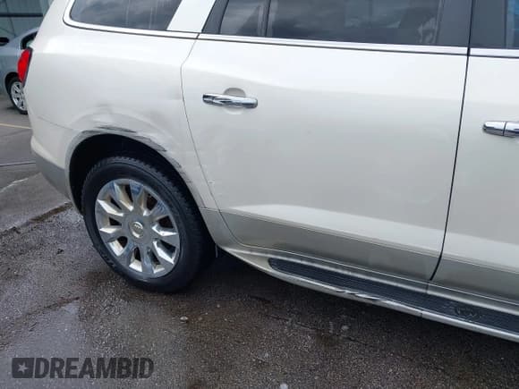 ✅ 2011 Buick Enclave CXL-2 • VIN: 5GAKRCED6BJ220883 • Lot: 43309671. Listed on IAAI with 227,047 mi. Free auction sales archive from the USA and detailed vehicle history report at DreamBid. Image 6.