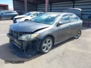 ✅ 2014 Toyota Camry SE • VIN: 4T1BK1FK7EU543813 • Лот: 42380036. Опубликован ранее на IAAI с пробегом 81 315 миль. Бесплатный доступ к архиву аукционных продаж из США и подробный отчёт об истории автомобиля на DreamBid. Изображение 2.