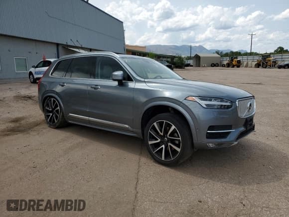 ✅ 2019 Volvo XC90 Inscription • VIN: YV4A22PL7K1462804 • Lot: 56642925. Listed on Copart with 72,505 mi. Free auction sales archive from the USA and detailed vehicle history report at DreamBid. Image 4.