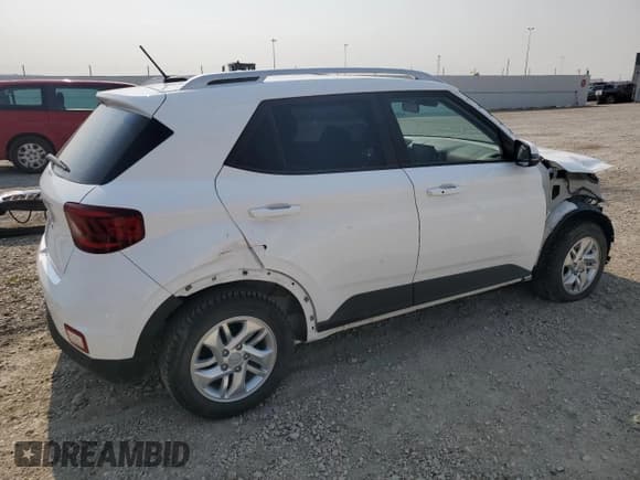 ✅ 2024 Hyundai Venue SEL • VIN: KMHRC8A38RU339869 • Lot: 59389145. Listed on Copart with 3,928 mi. Free auction sales archive from the USA and detailed vehicle history report at DreamBid. Image 3.