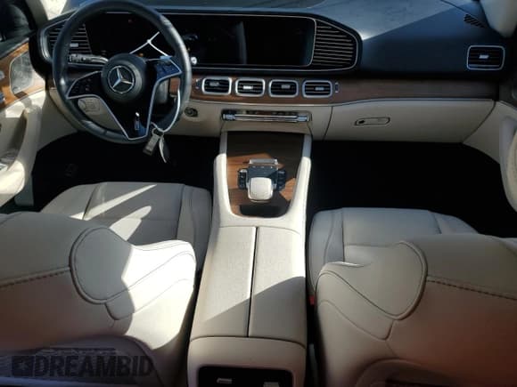 ✅ 2025 Mercedes-Benz GLE 350 • VIN: 4JGFB4EB6SB328189 • Lot: 54698135. Listed on Copart with 7,450 mi. Free auction sales archive from the USA and detailed vehicle history report at DreamBid. Image 8.