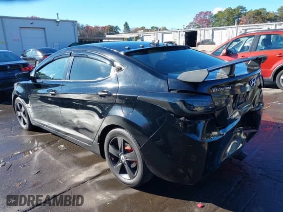 ✅ 2013 Hyundai Elantra Limited • VIN: KMHDH4AE5DU796122 • Лот: 43620255. Опубликован ранее на IAAI с пробегом 116 281 миль. Бесплатный доступ к архиву аукционных продаж из США и подробный отчёт об истории автомобиля на DreamBid. Изображение 3.