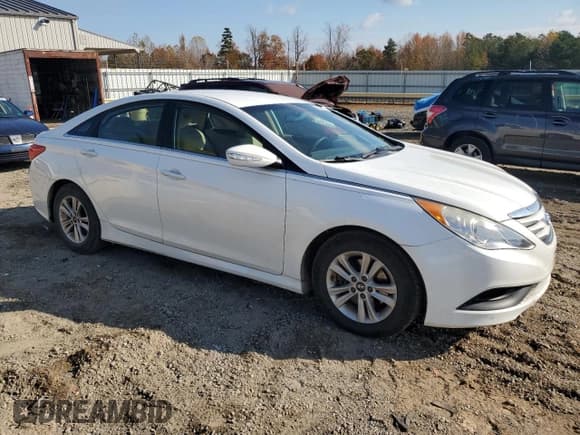 ✅ 2014 Hyundai Sonata GLS • VIN: 5NPEB4AC3EH844754 • Lot: 90429325. Listed on Copart with 147,389 mi. Free auction sales archive from the USA and detailed vehicle history report at DreamBid. Image 4.
