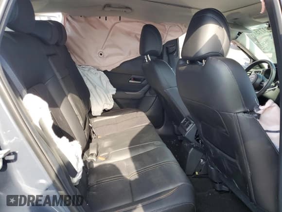 ✅ 2025 Mazda CX-50 Hybrid Premium Package • VIN: 7MMVAADWXSN120093 • Lot: 65423715. Wystawiony na Copart z przebiegiem 4 829 mil. Bezpłatny archiwum sprzedaży aukcyjnych z USA i szczegółowy raport historii pojazdu na DreamBid. Zdjęcie 10.